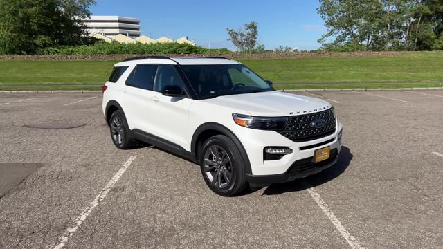Certified 2023 Ford Explorer XLT w/ Equipment Group 202A AWD/4WD image 49