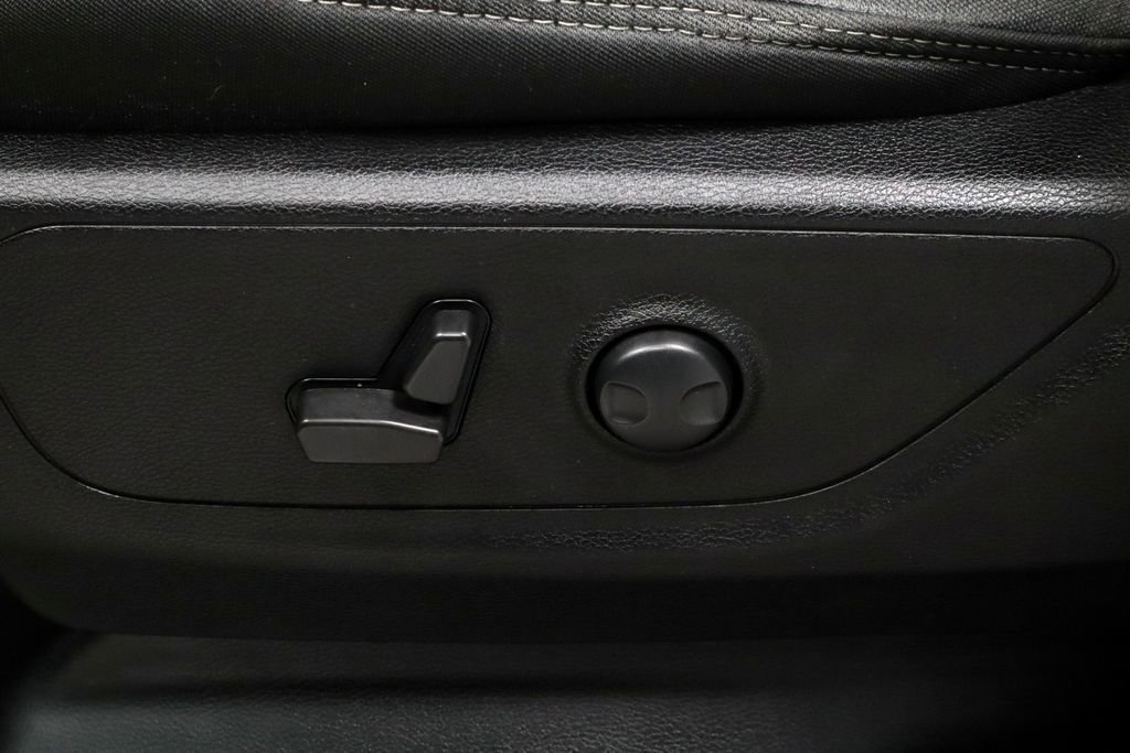 Used 2022 RAM 1500 Big Horn image 24