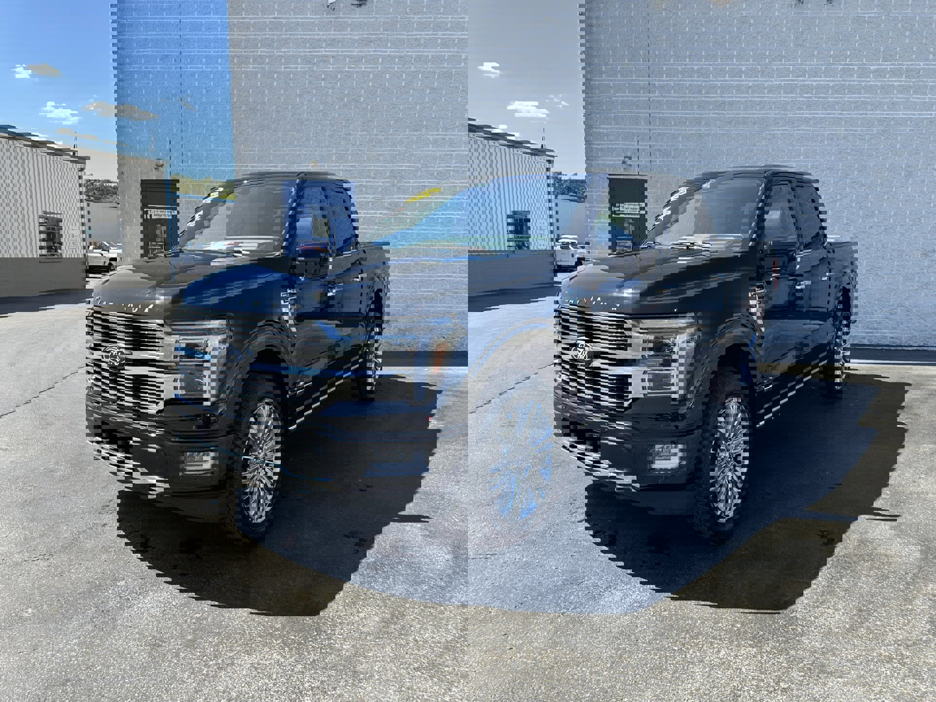 Certified 2024 Ford F150 Platinum w/ Equipment Group 703A Plus image 3