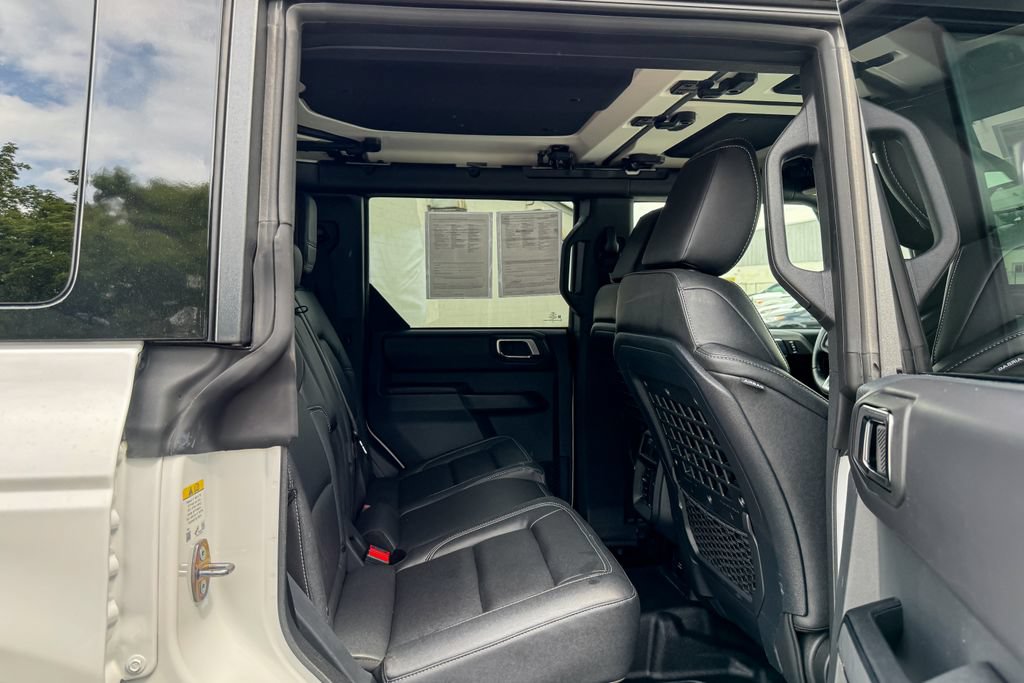 Certified 2025 Ford Bronco Badlands AWD/4WD image 18