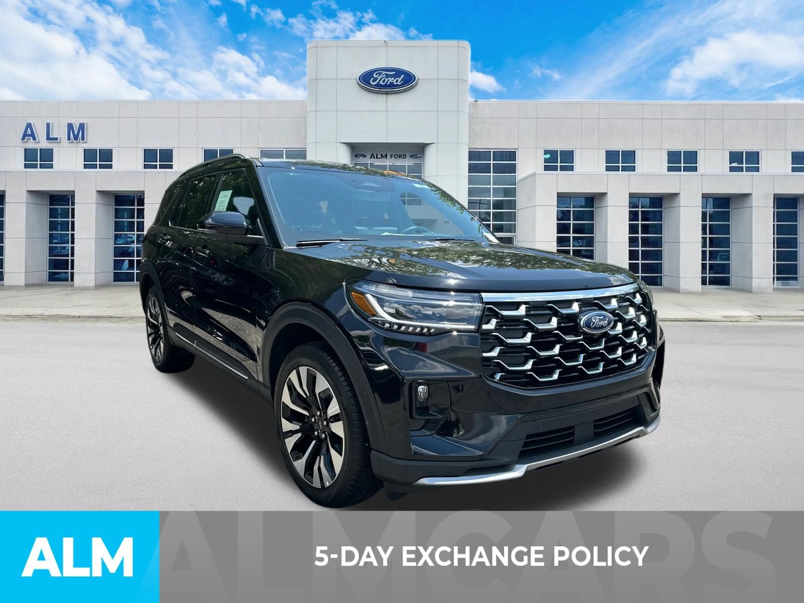 Certified 2026 Ford Explorer Platinum w/ LUX Leather Package AWD/4WD image 3
