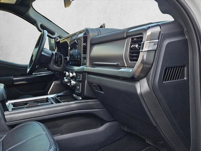 Certified 2025 Ford F250 4x4 Crew Cab Super Duty image 18