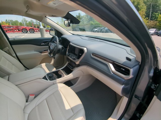 Used 2022 GMC Acadia Denali w/ Trailering Package FWD image 27