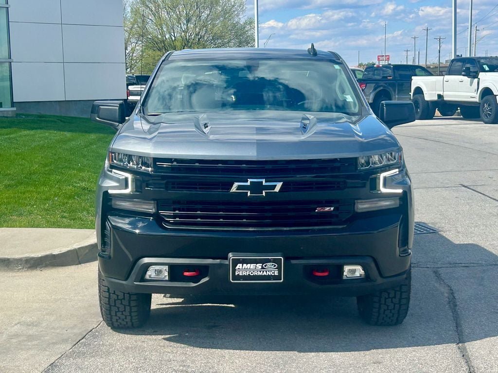 Used 2022 Chevrolet Silverado 1500 LT Trail Boss w/ LPO, Dark Essentials Package AWD/4WD image 8