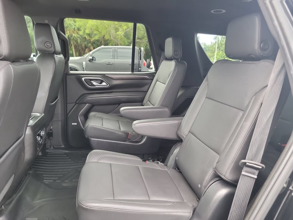 Used 2023 Chevrolet Tahoe LT w/ Luxury Package RWD image 12