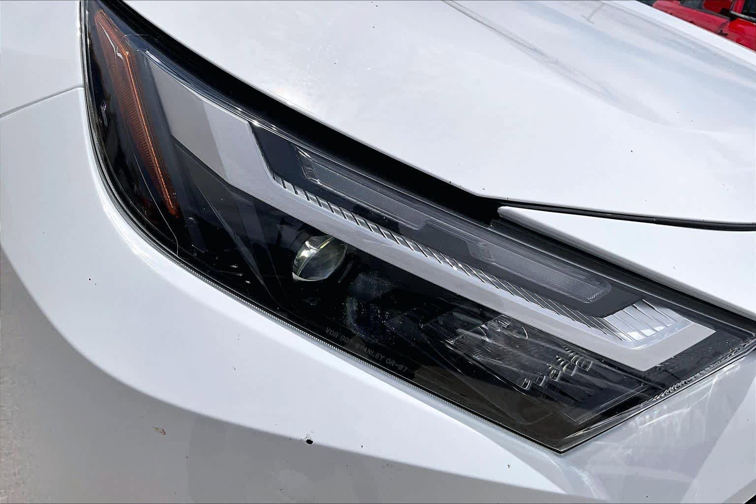 Used 2025 Toyota RAV4 XLE FWD image 26
