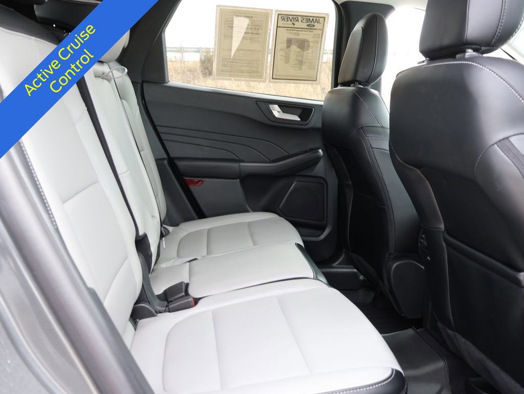 Certified 2025 Ford Escape Platinum image 13