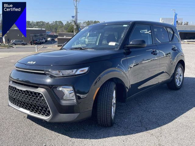 Used 2022 Kia Soul LX w/ Technology Package