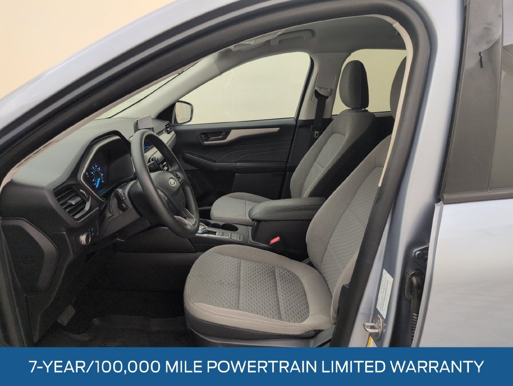 Certified 2022 Ford Escape SE w/ SE Sport Appearance Package FWD image 4