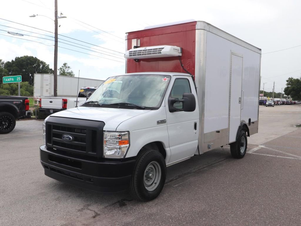 Certified 2024 Ford E-350 and Econoline 350 Super Duty w/ Power Windows & Locks Group RWD image 12