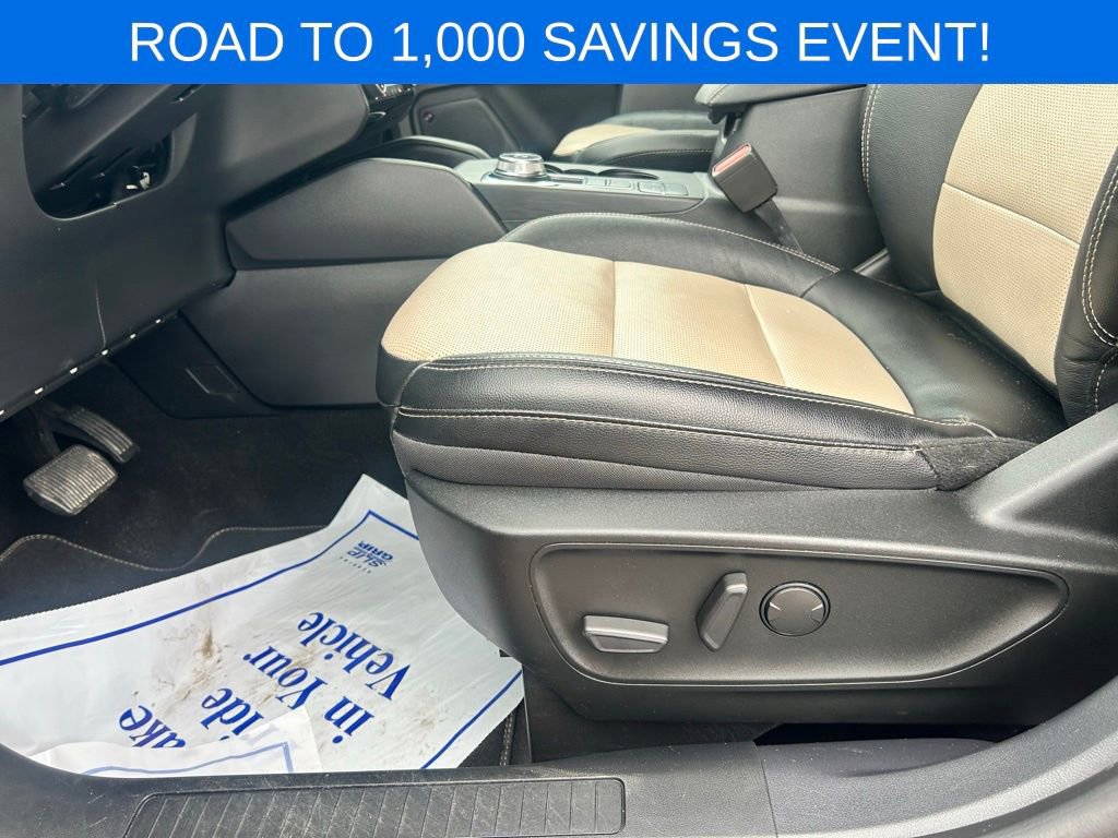 Certified 2022 Ford Escape Titanium w/ Titanium Elite Package image 16