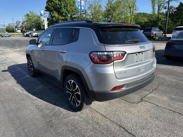 Used 2022 Jeep Compass Limited AWD/4WD image 4
