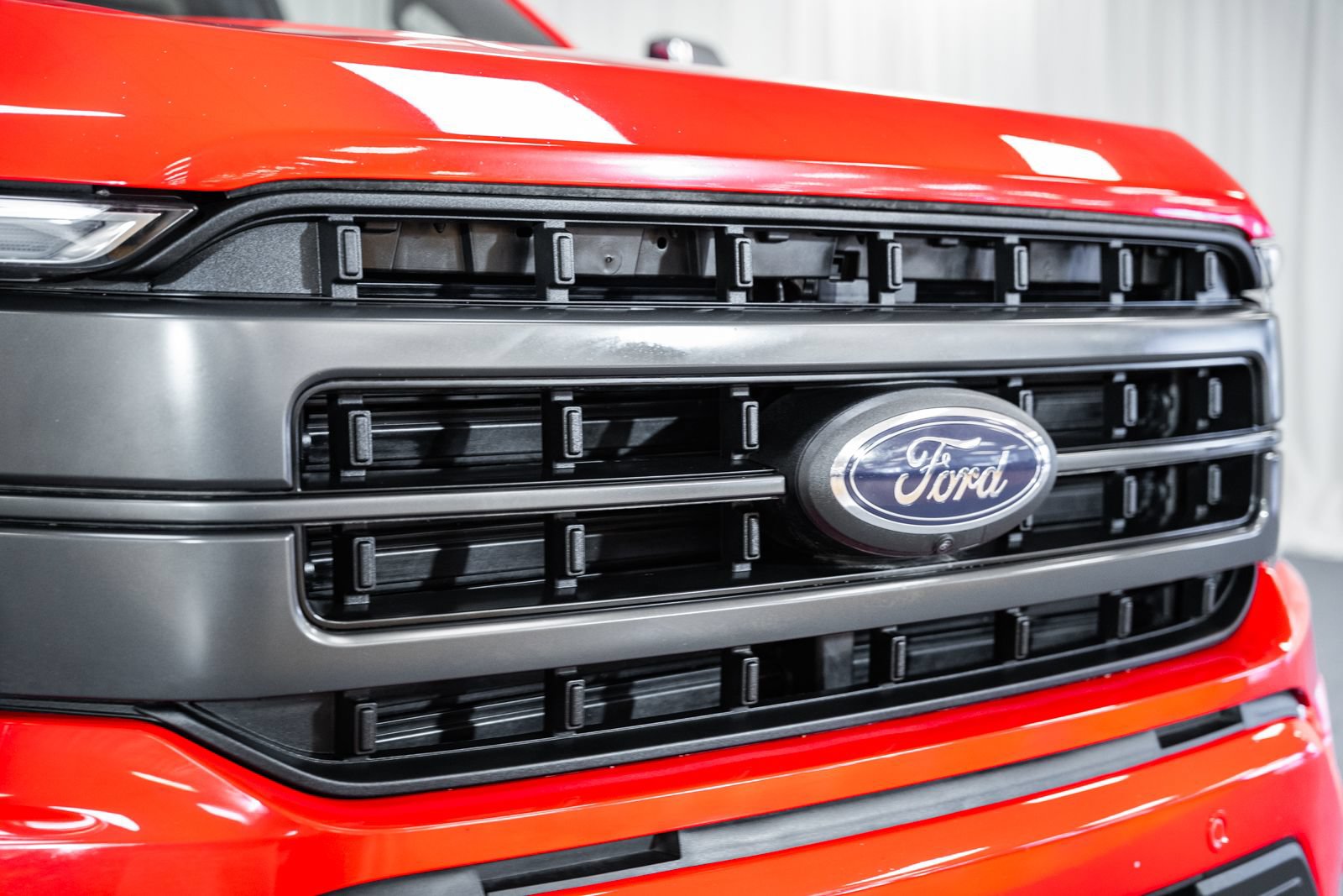Certified 2022 Ford F150 Lariat w/ Equipment Group 502A High AWD/4WD image 13