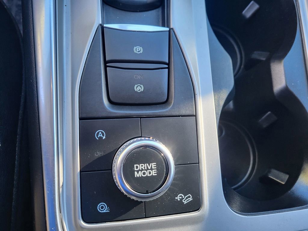 Certified 2023 Ford Explorer XLT w/ Equipment Group 202A image 32