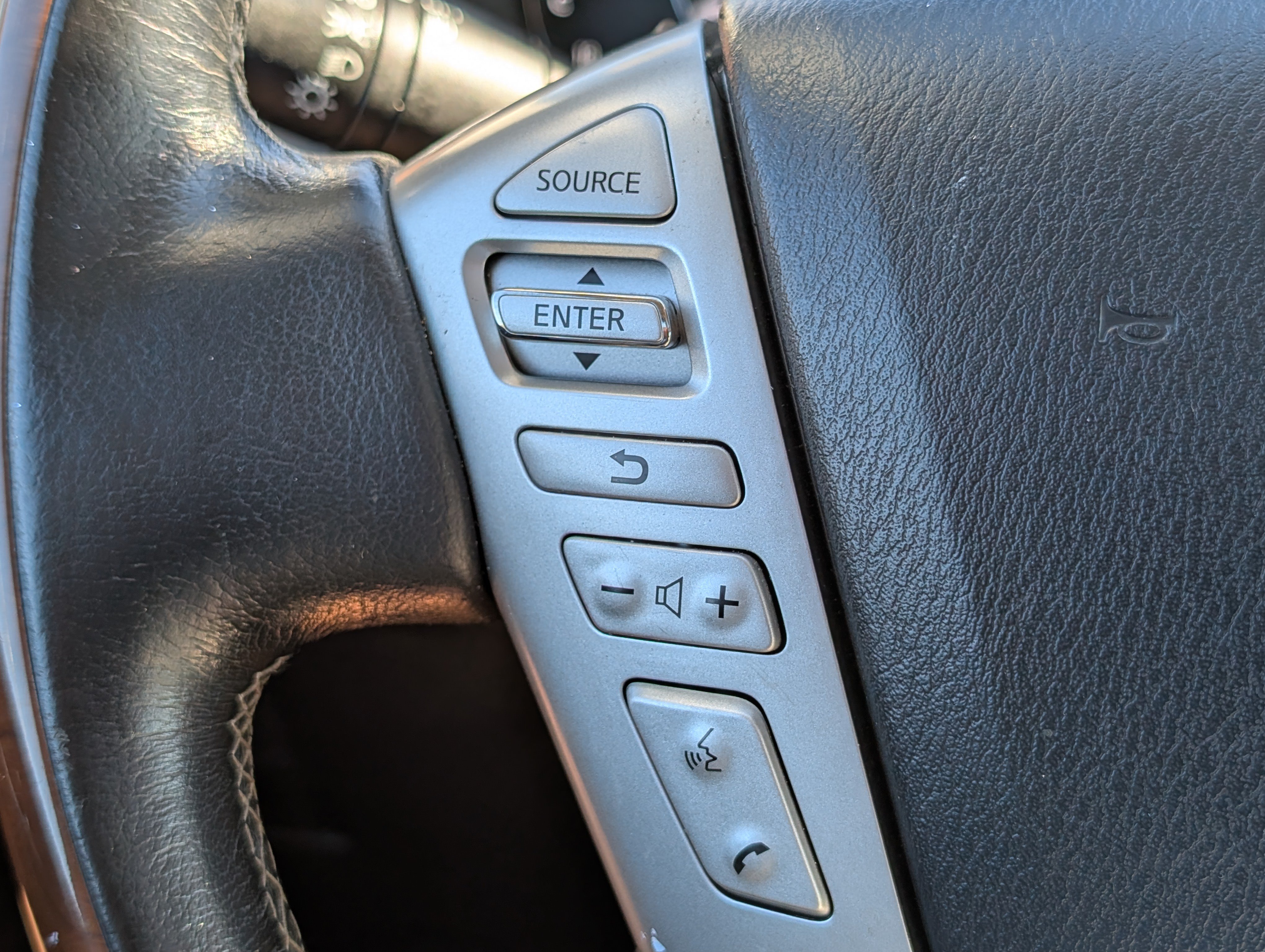 Used 2019 INFINITI QX80 Luxe w/ Proassist Package AWD/4WD image 27