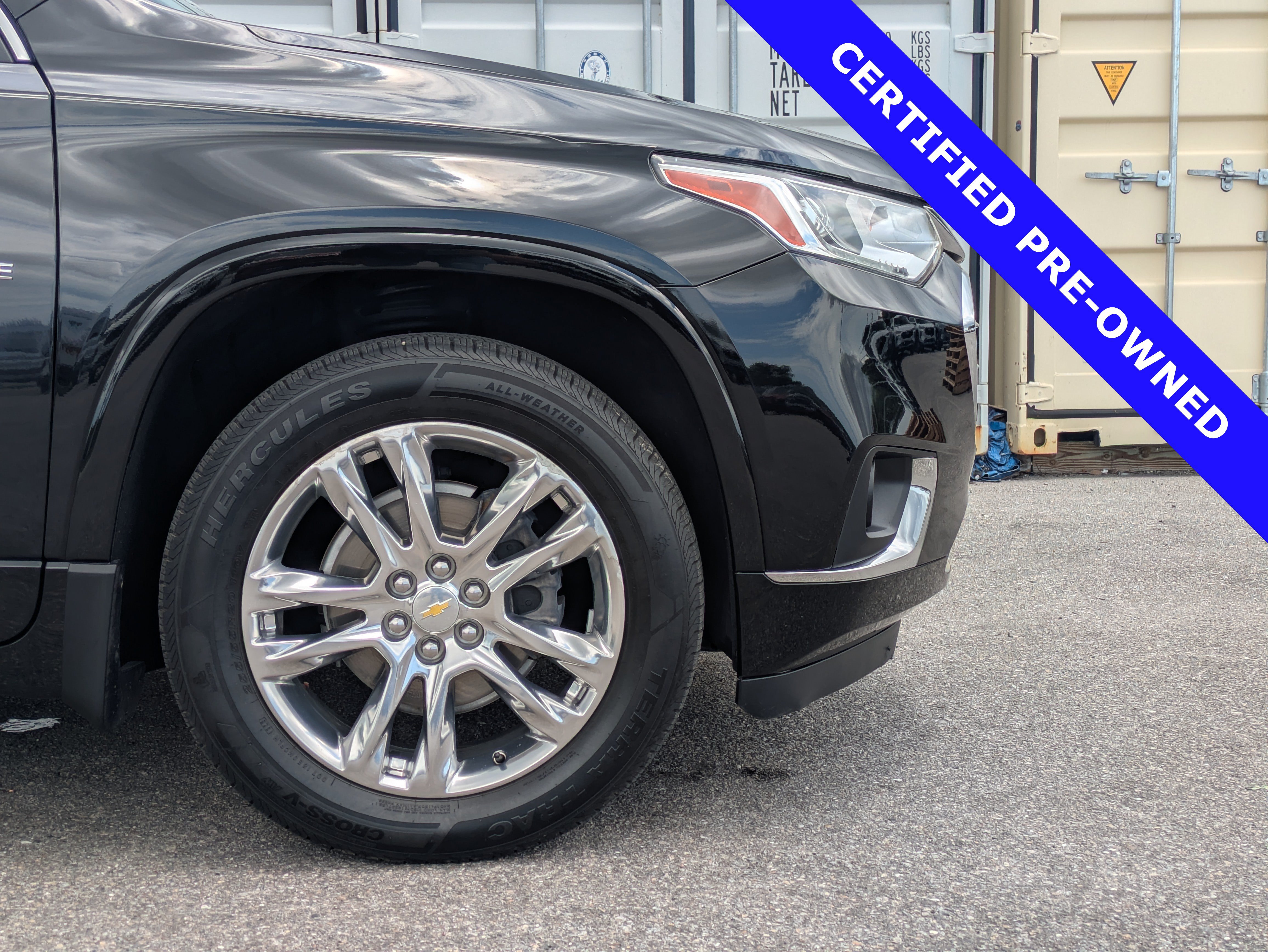 Used 2021 Chevrolet Traverse High Country FWD image 12