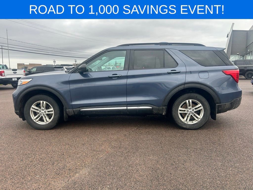 Certified 2021 Ford Explorer XLT w/ Class III Trailer Tow Package image 3