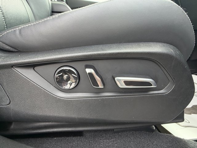 Used 2021 Acura RDX w/ Technology Package AWD/4WD image 32