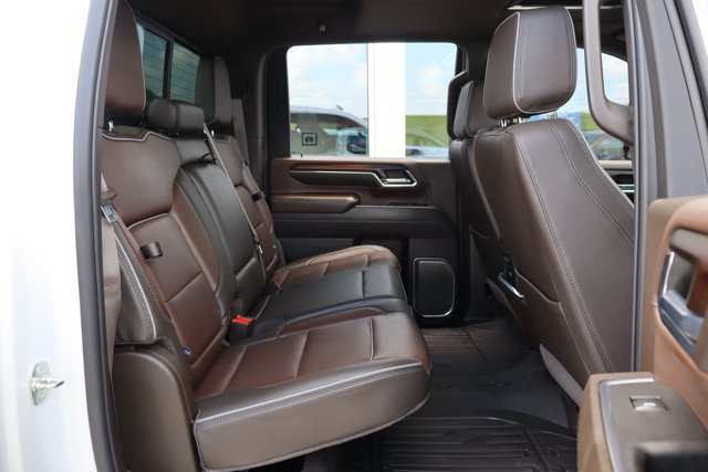 Used 2024 GMC Sierra 2500 Denali w/ Denali Reserve Package AWD/4WD image 36
