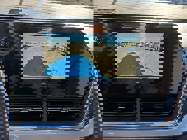 Used 2025 Chevrolet Trax LT w/ Driver Confidence Package image 21