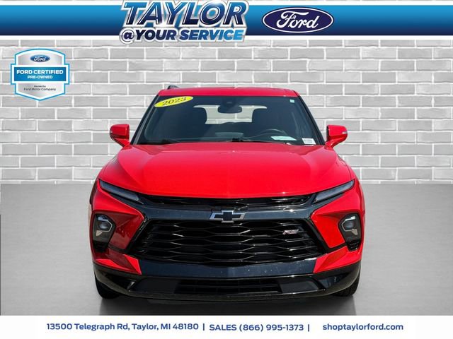 Used 2023 Chevrolet Blazer RS w/ Enhanced Convenience Package FWD image 2