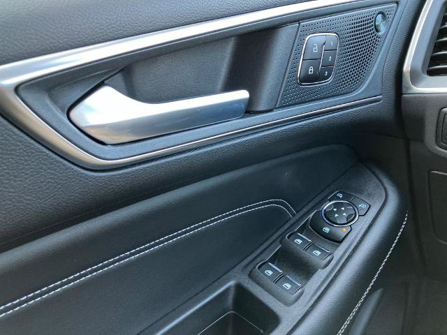 Certified 2024 Ford Edge Titanium AWD/4WD image 36