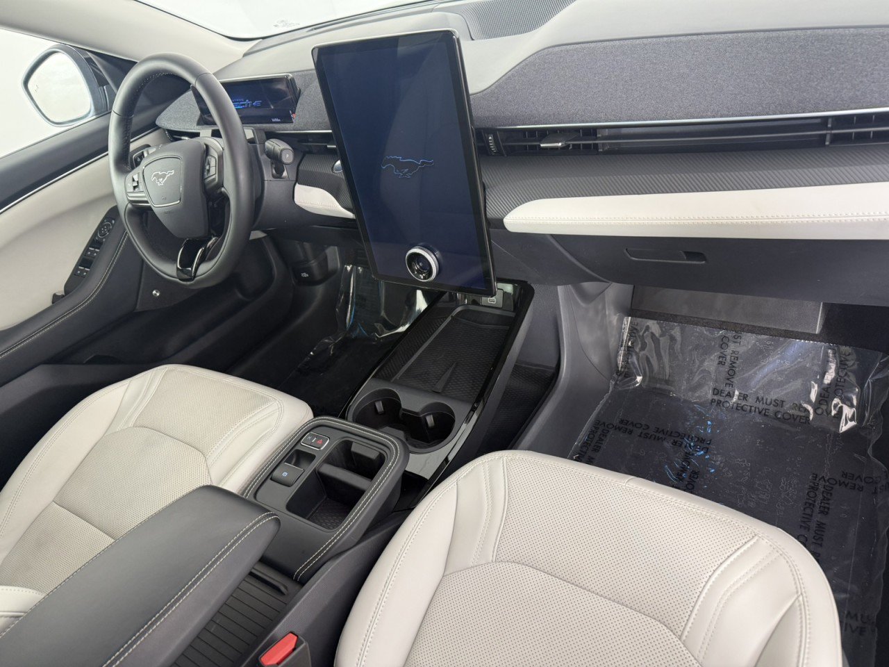 Certified 2025 Ford Mustang Mach-E Premium AWD/4WD image 10