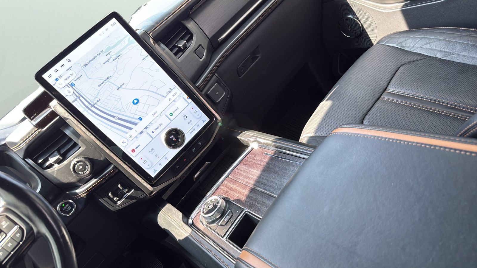 Certified 2023 Ford Expedition Platinum RWD image 20