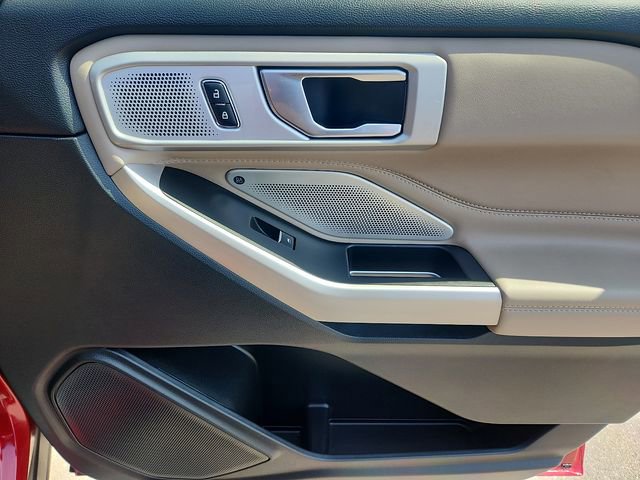 Certified 2022 Ford Explorer Limited w/ Limited Technology Package image 36