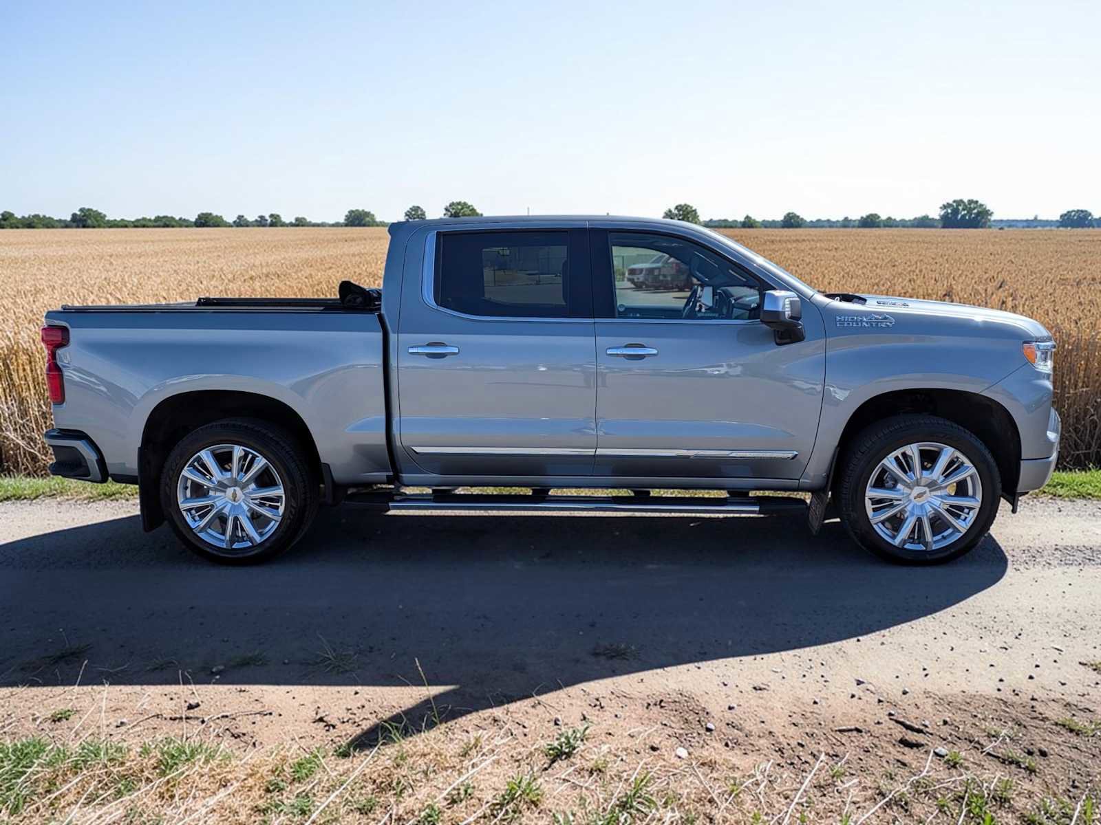 Used 2023 Chevrolet Silverado 1500 High Country w/ High Country Premium Package video 2