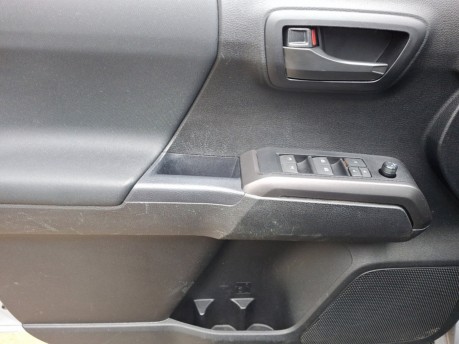 Used 2021 Toyota Tacoma TRD Sport image 14