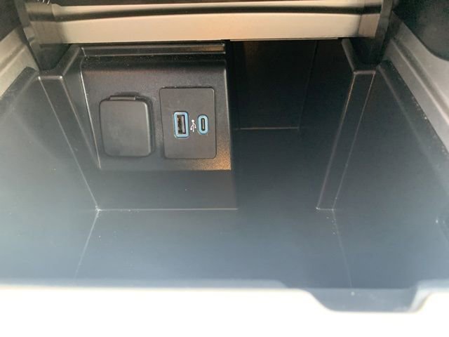 Certified 2023 Ford Explorer Limited image 37