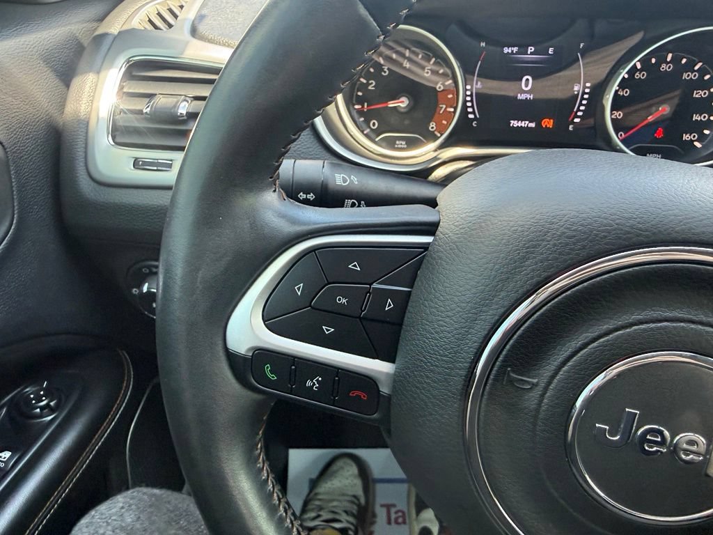 Used 2018 Jeep Compass Latitude AWD/4WD image 26