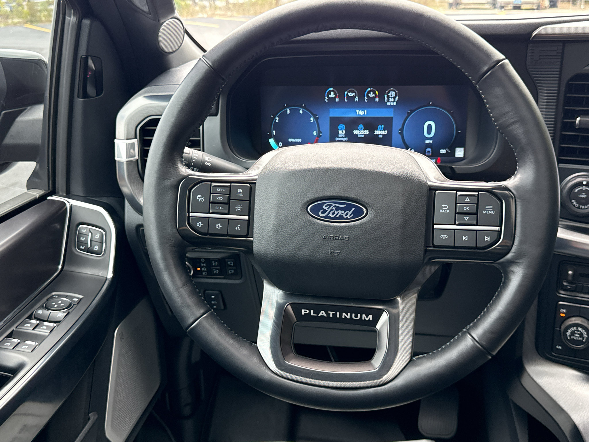 Certified 2025 Ford F150 Platinum w/ FX4 Off-Road Package AWD/4WD image 50