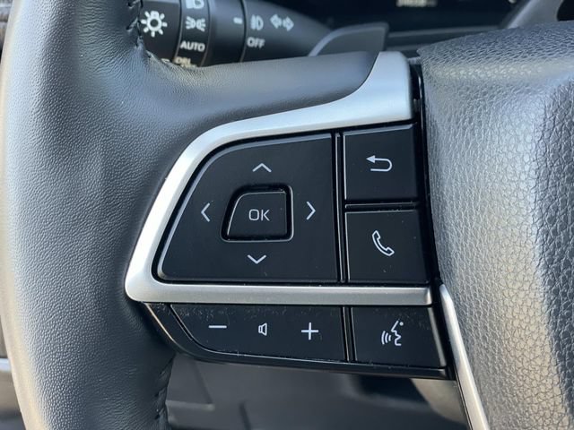 Used 2024 Toyota Grand Highlander AWD image 9