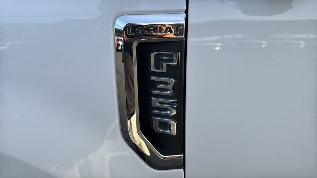 Certified 2020 Ford F350 Lariat w/ Lariat Ultimate Package AWD/4WD image 8