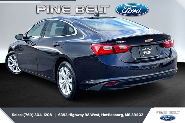 Used 2023 Chevrolet Malibu LT image 2