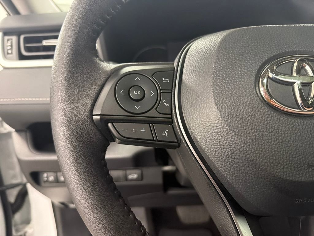 Used 2025 Toyota RAV4 XLE Premium image 21