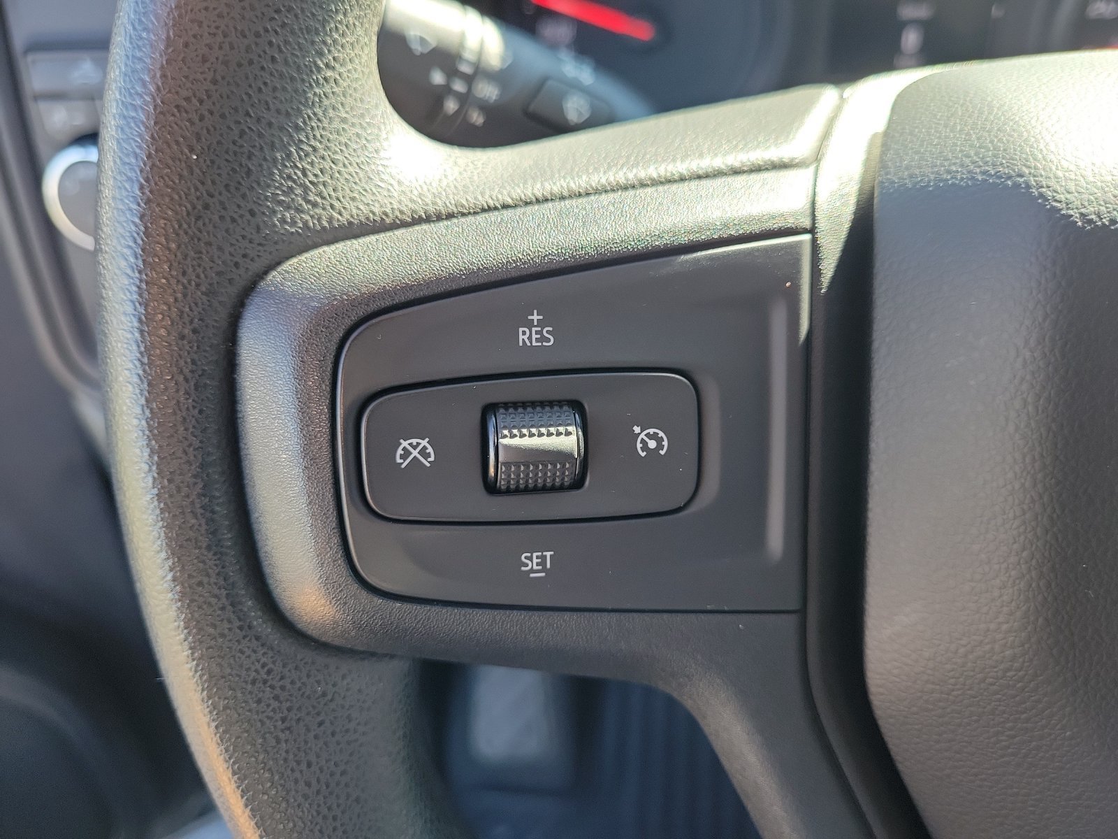 Used 2022 Chevrolet Silverado 1500 Custom RWD image 17