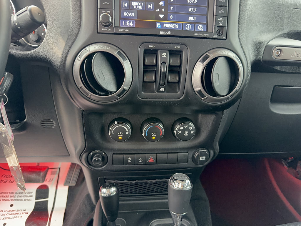 Used 2017 Jeep Wrangler Unlimited Sport w/ Quick Order Package 24S AWD/4WD image 20