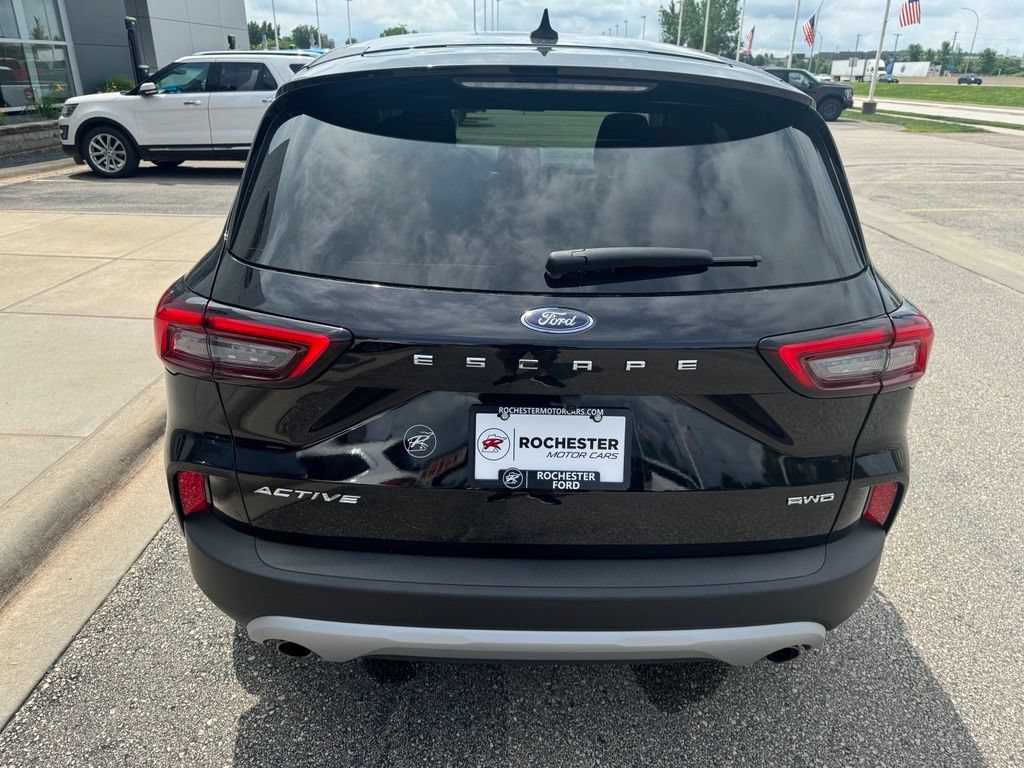 Certified 2024 Ford Escape Active AWD/4WD image 44