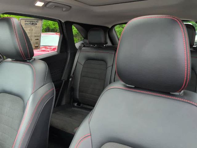 Certified 2022 Ford Escape SEL w/ SEL Stealth AWD Package image 11
