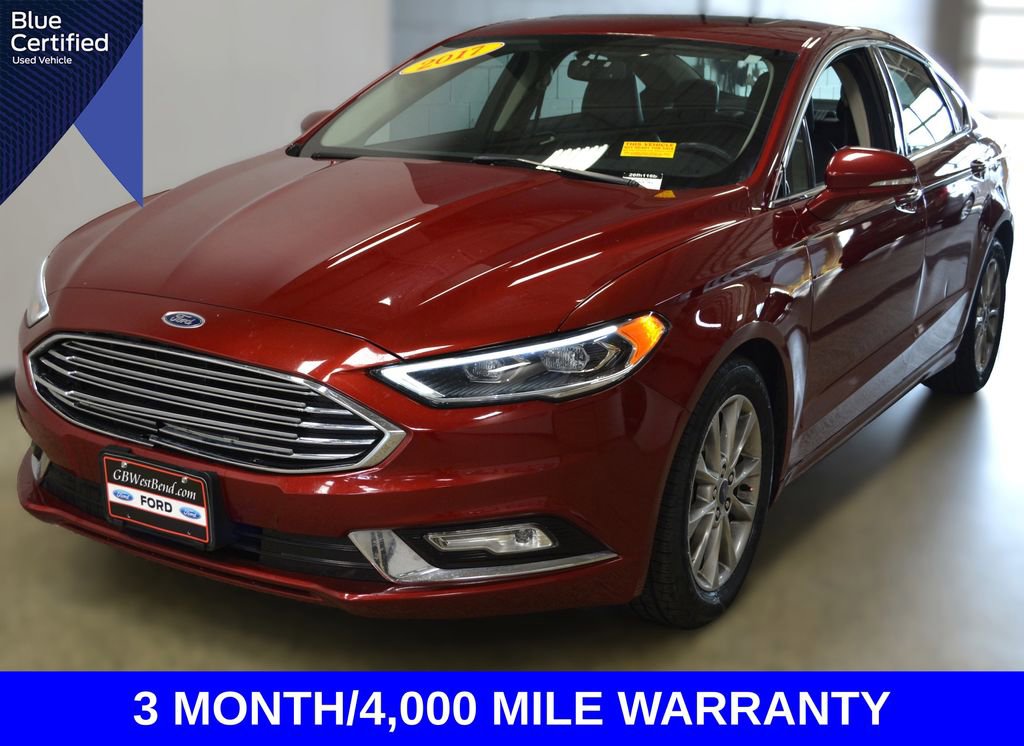 Certified 2017 Ford Fusion SE w/ Fusion SE Technology Package FWD image 1