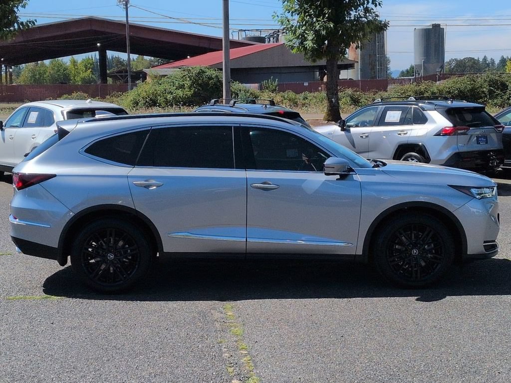 Used 2025 Acura MDX SH-AWD w/ Technology Package image 6