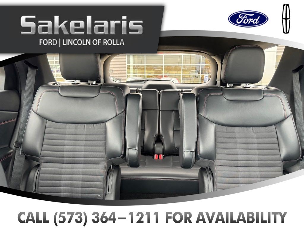 Certified 2025 Ford Explorer ST-Line AWD/4WD image 28