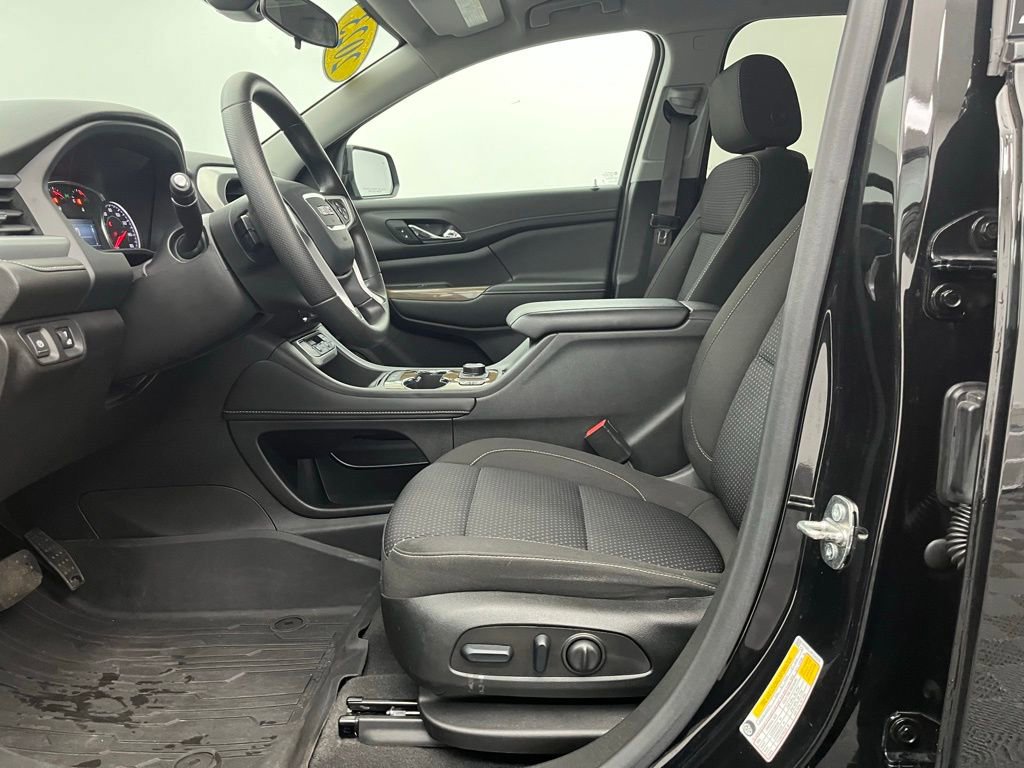 Used 2023 GMC Acadia SLE w/ Driver Convenience Package image 19