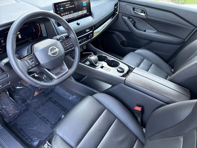 Used 2026 Nissan Rogue SL AWD/4WD image 9