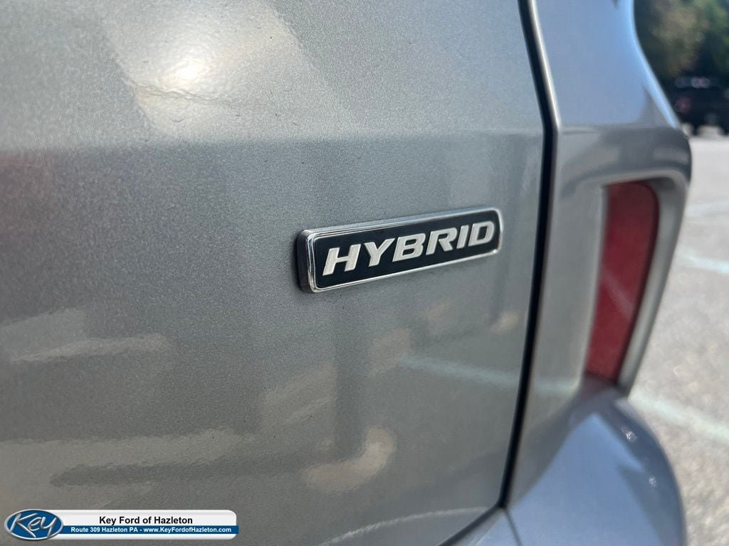 Certified 2024 Ford Escape ST-Line w/ Equipment Group 301A FWD image 15