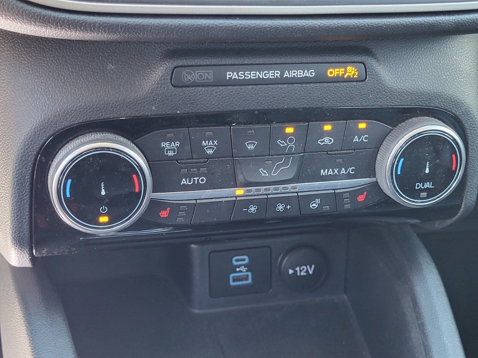 Certified 2022 Ford Escape SEL image 22