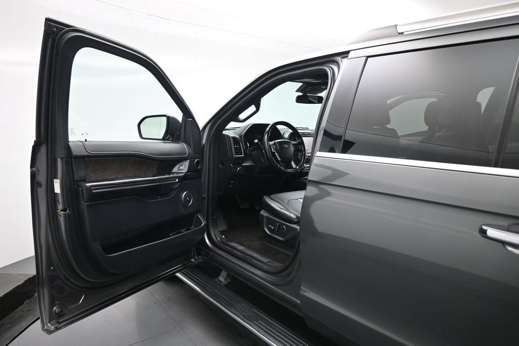 Certified 2020 Ford Expedition Max Limited RWD image 9